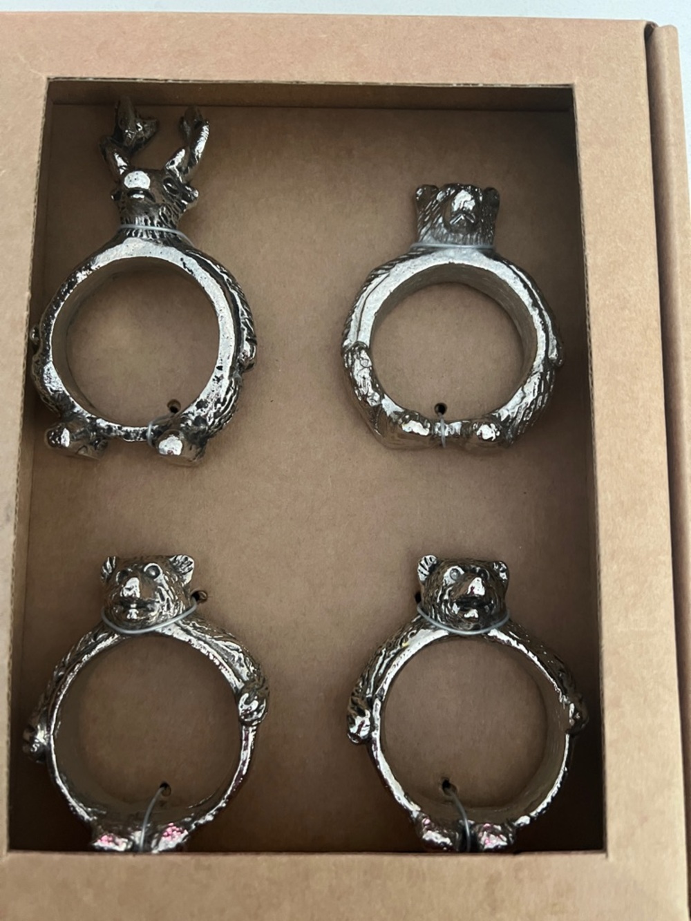 New in box Fantastic Forest animals series Pottery Barn Silver Napkin Rings (4)